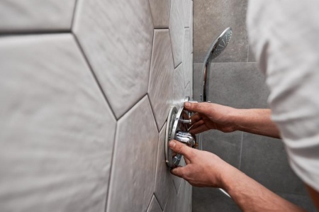 Rénovation de salle de bain, les étapes clés pour un projet réussi sans stress